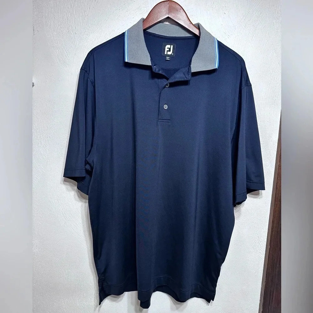 Footjoy men’s short sleeve Golf shirt.  Size XXL